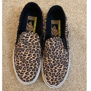 Cheetah Print Deluxe Comfort Slip-On Vans